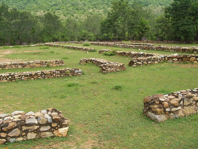 800px-Jivakarama_Vihara,_Ambavana Jivakarama Vihara, Ambavana